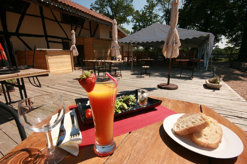 Domaine Des Brouilles Bed & Breakfast Malafretaz Ngoại thất bức ảnh